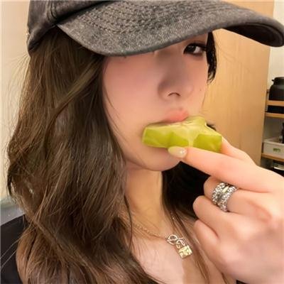 四月的女儿